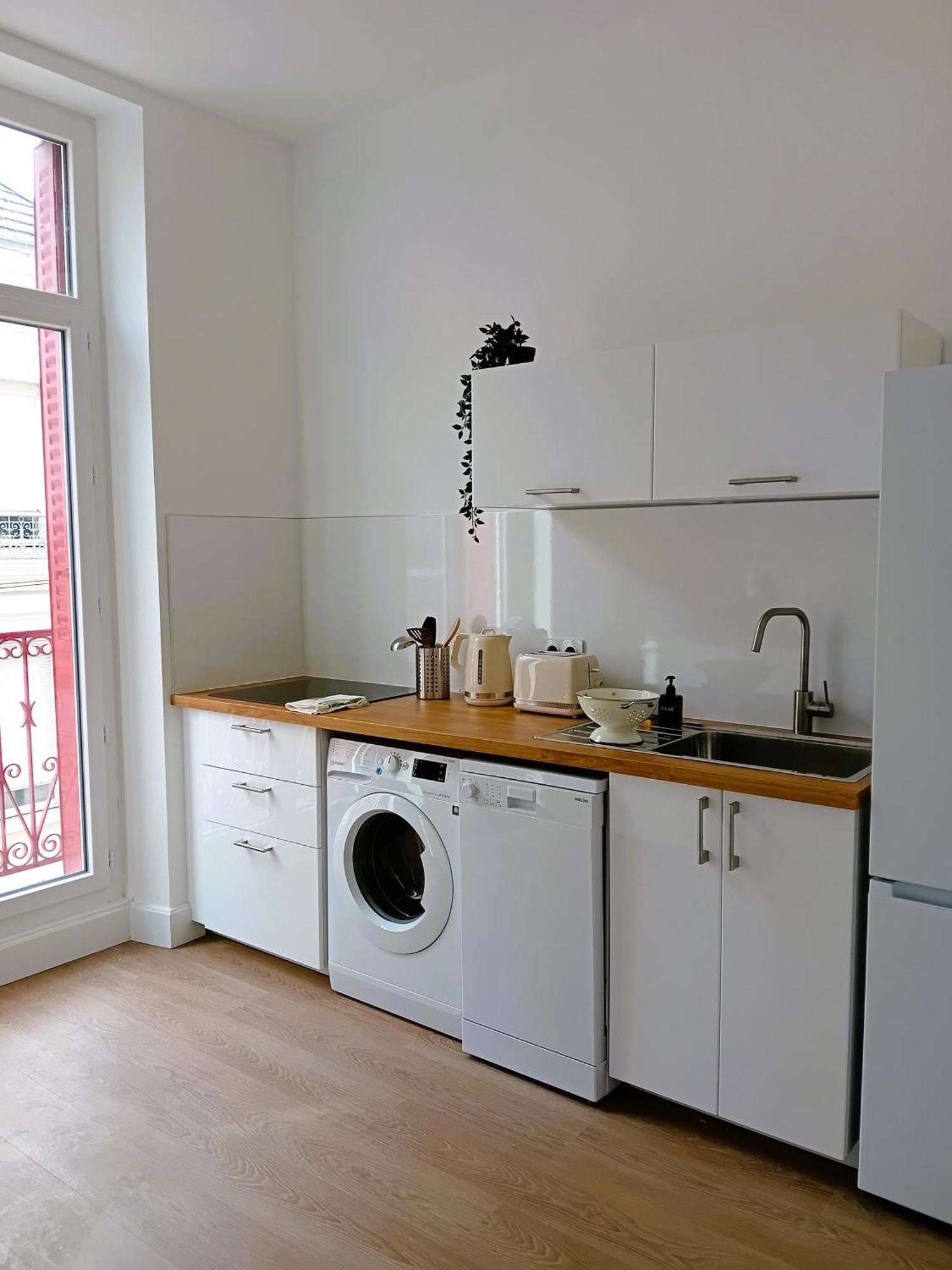 101 - Appart Renove Avec 1 Chambre Spacieuse - Tram Et Clinique Mutualiste A 1 Min Grenoble Bagian luar foto
